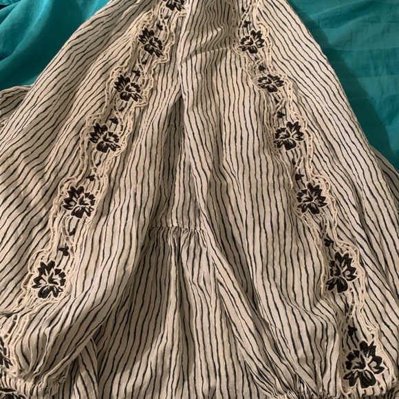 Free People size small medium long sleeve elasticized Top - Picture 7 of 7